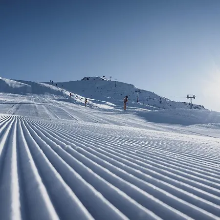 National By Mountain ホテル