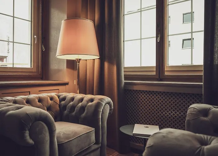 Hotel National By Mountain