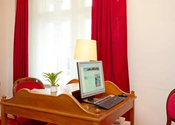 Hotel National By Mountain 3*