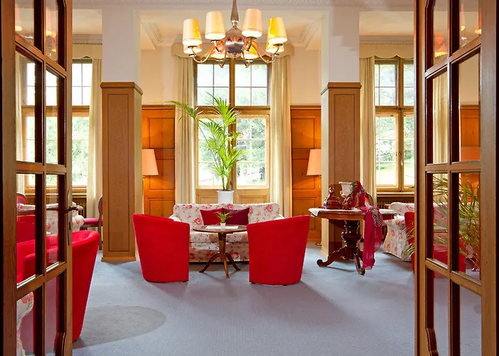 National By Mountain Hotel 3*