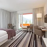 National By Mountain 3*