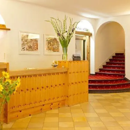 Hotel National By Mountain 3*