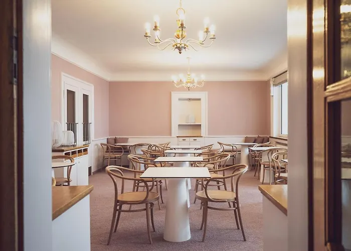 National By Mountain Davos