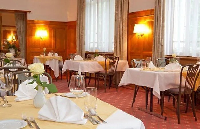 Szálloda National By Mountain 3*