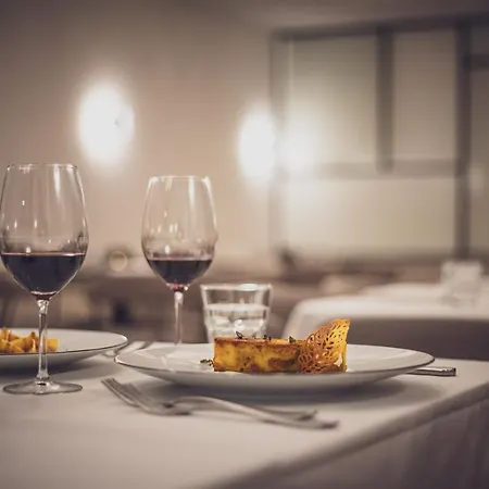 National By Mountain Hotell