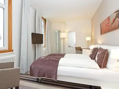 National By Mountain Hotell 3*