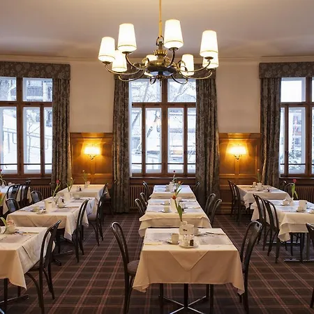 National By Mountain Hotell