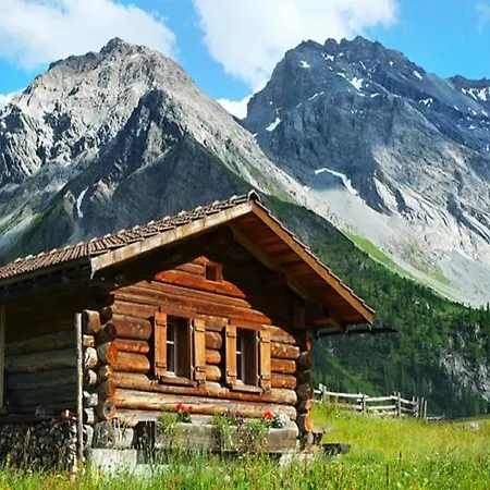 National By Mountain Hotell